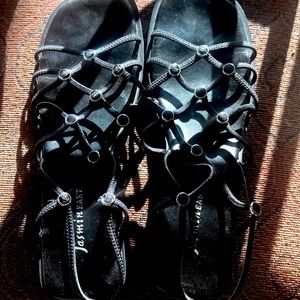 Black Shoes,By JasminEAST